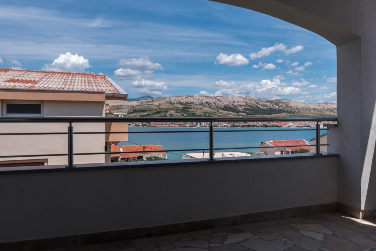 Apartments Salis Pag Town Exterior foto