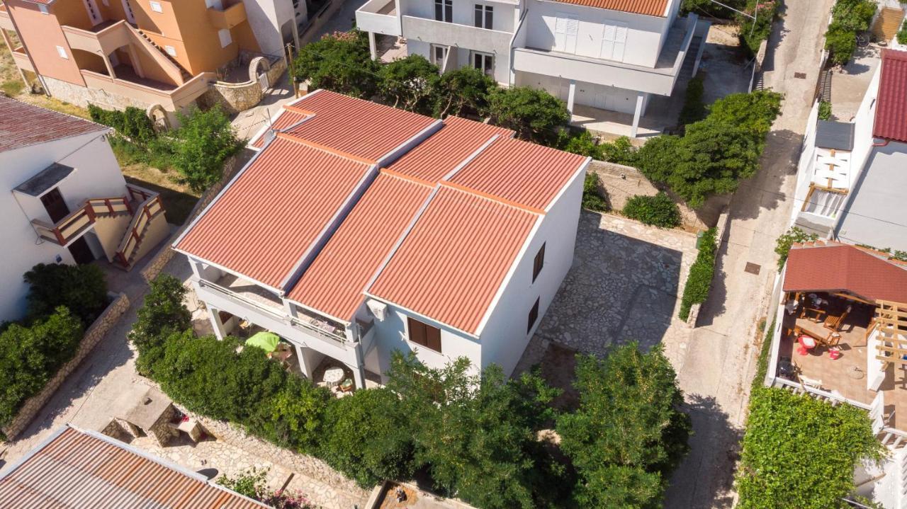 Apartments Salis Pag Town Exterior foto